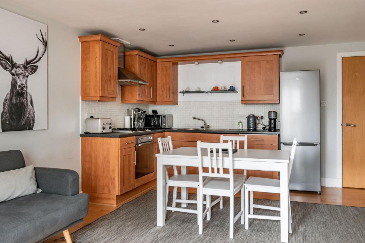 Amazing Apartments - Cables Wynd Near The Shore - Free Parking EDI Buitenkant foto